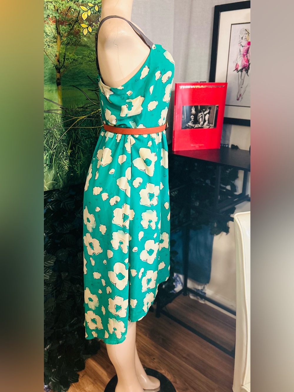 "I Heart Ronson" Floral Green
Chiffon Smocked Lined V-Neck high/Low Midi Dress L - Picture 4 of 16